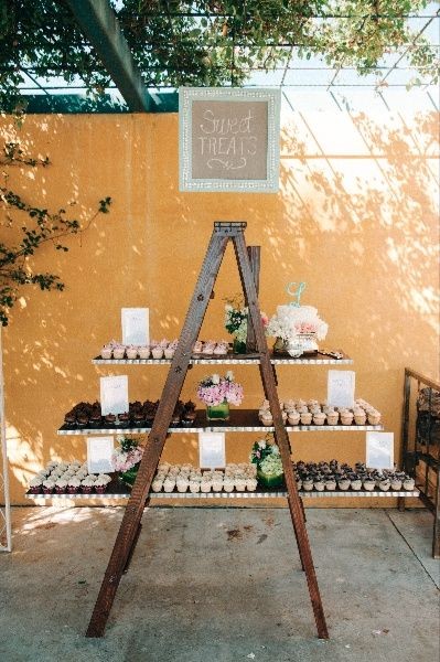 ladder wedding | Vintage VaultDIY Tutorial: Vintag...