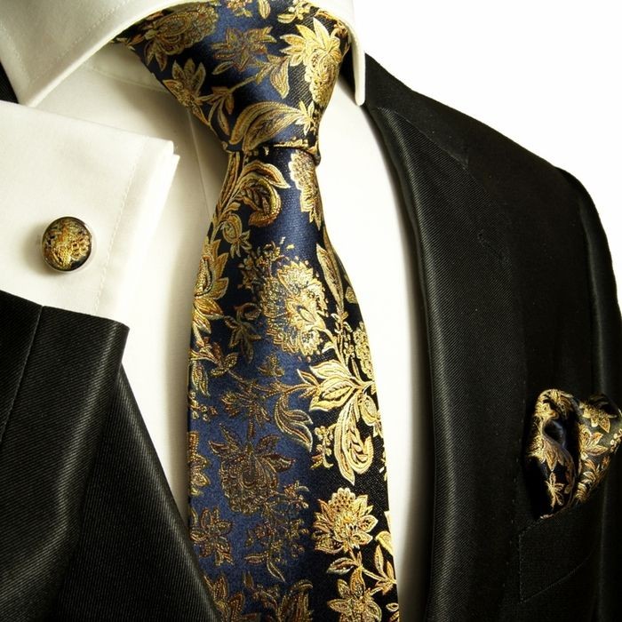 Navy and Gold Paul Malone Silk Tie Set