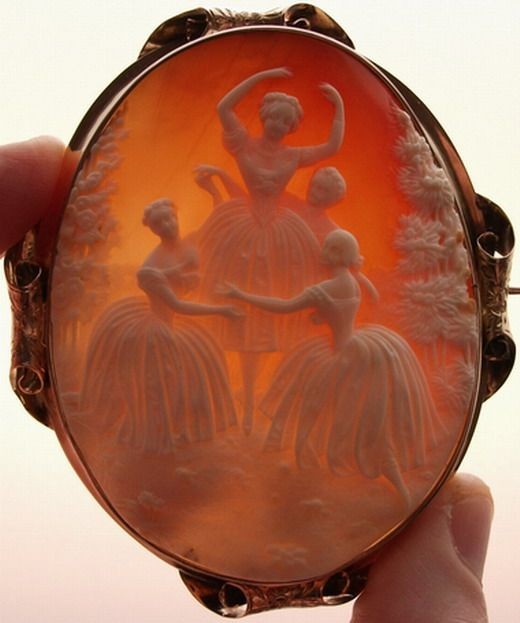 Antique Cameos: old victorian, shell, coral and ha...