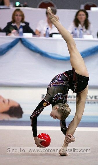 Olga Kapranova in rhythmic gymnastics performing b...