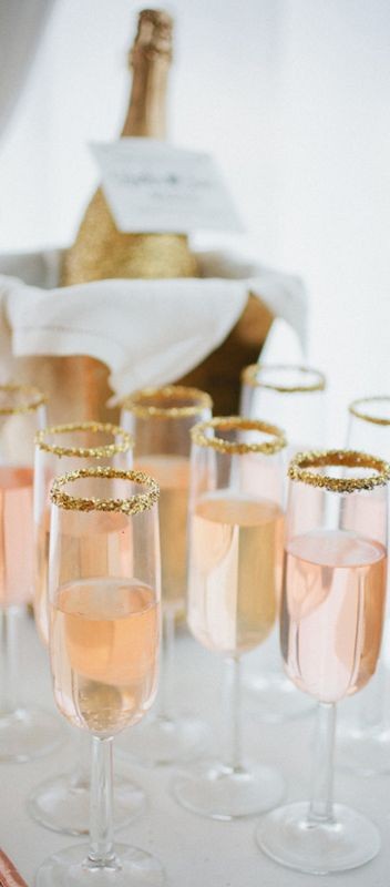 Add gold sugar to the trim of your champagne glass...