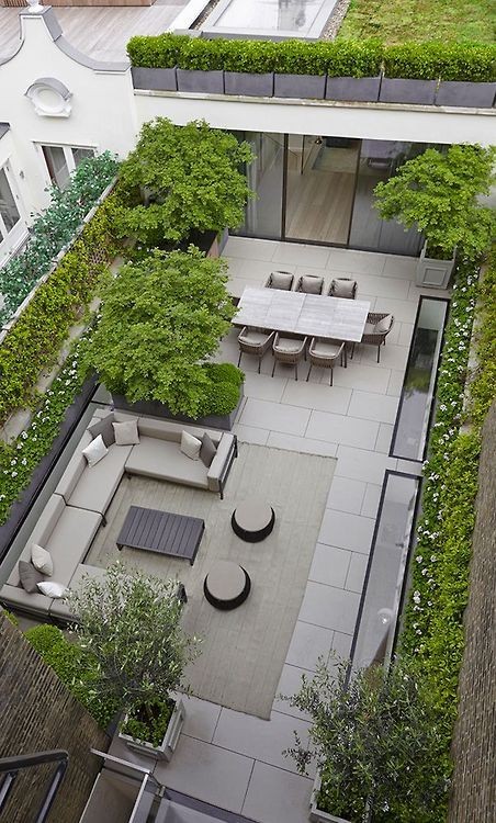 Stunning terrace at Belgravia House in London by T...
