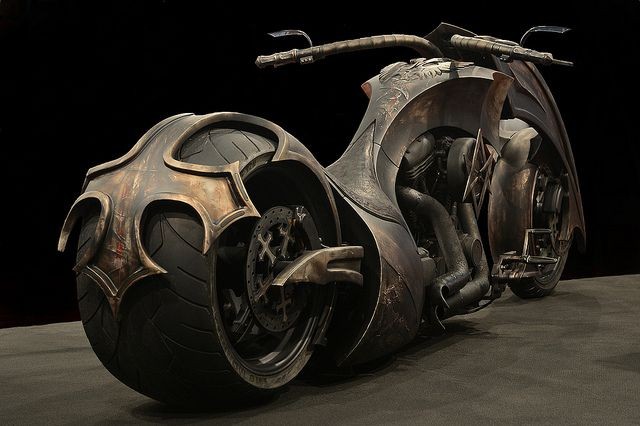 Outstanding Chopper Motorcycle;;; now here is a ri...
