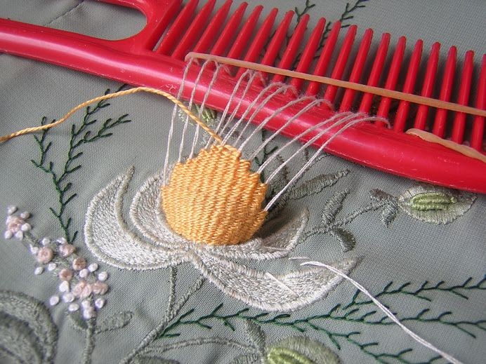 Three dimensional weaving embroidery with comb. Th...