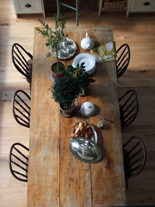 Rustic kitchen table.  Love!