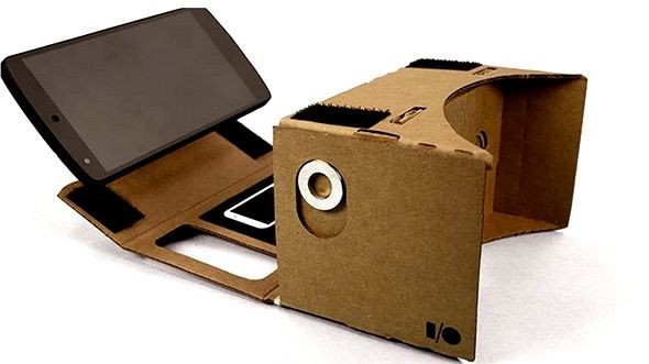 $25 cardboard widget turns your phone into a virtu...