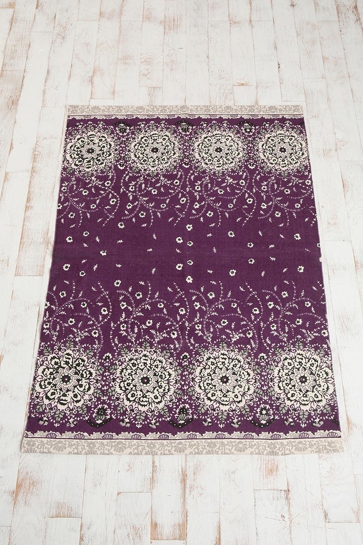 very beautiful rug, it's a pity i don't have enoug...