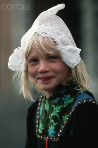 12-11-11  Girl in The Netherlands. 1980s-90s