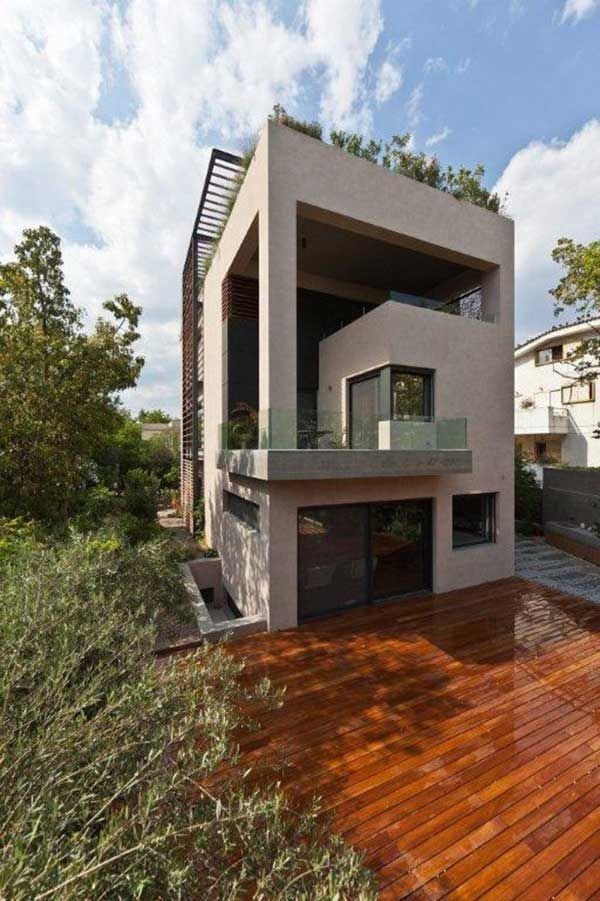 Greek Residence Made Of Volumes And Voids