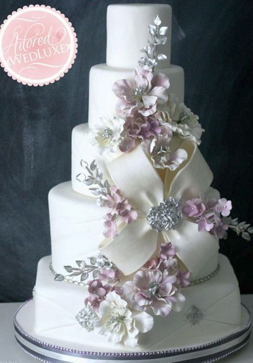 Wedding Cake **This is the picture of the Bow that...