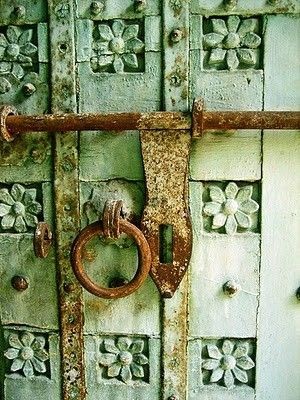 old mint green door.    This seems to me like grea...