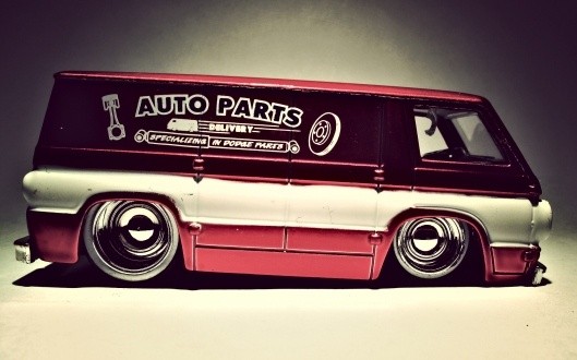 I want aperv van like this one!!!  lol. Dodge Van