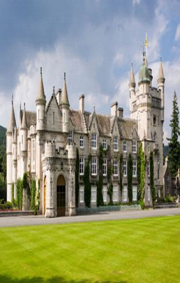 Balmoral Castle in Scotland. | Posted by selena685 on Travel | Share Sunday