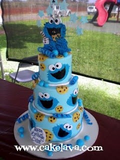 I would love to get a cake that looked similar to...