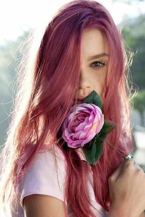 I wish I had the balls to try this. Pink hair - Pa...