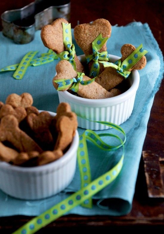 dog biscuit recipe- 2 3/4c Whole Wheat Flour 
2 3...