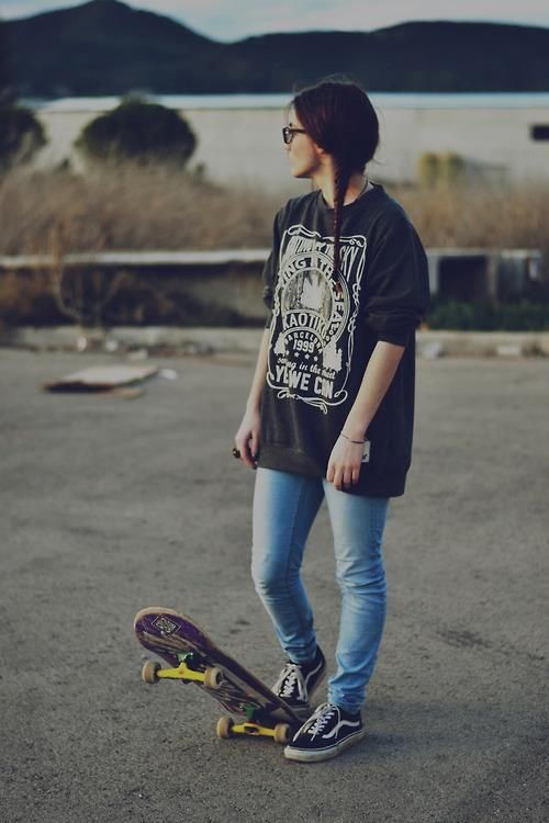 skateboards and old skools / via tumblr