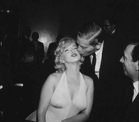 Marilyn Monroe photos, including production stills...