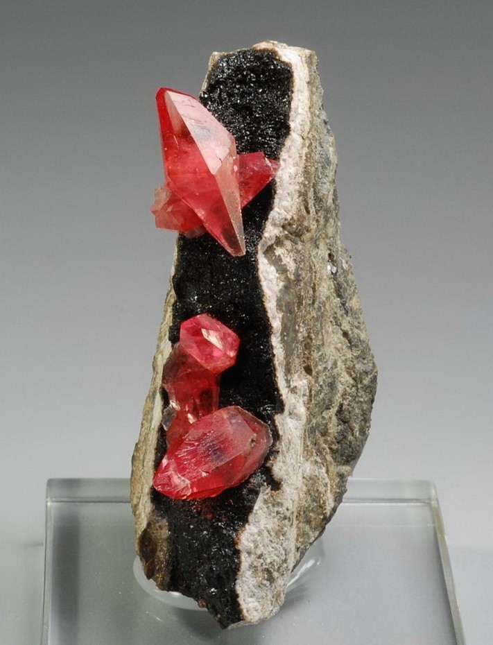 Scalenohedral Rhodochrosite perched individually o...