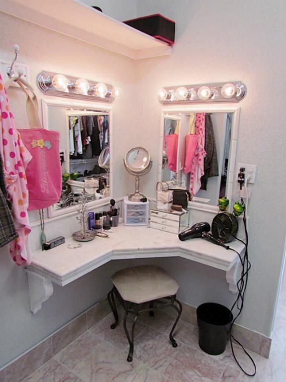 You'll love this light and bright, built in vanity...