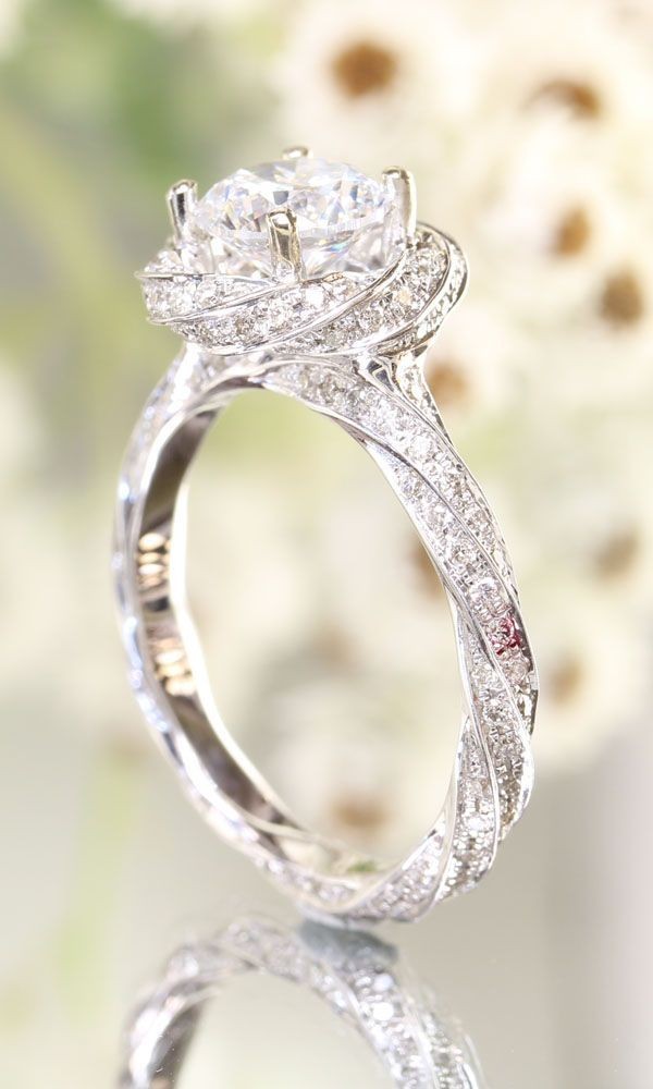 stunning twist halo wedding engagement ring