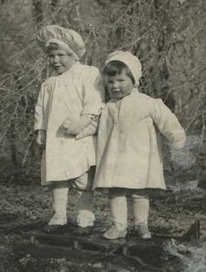 Katharine Hepburn (right) and her brother Tom