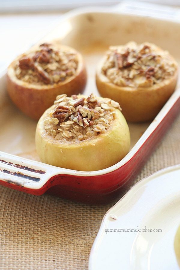 Apple Cinnamon Baked Oatmeal (in an Apple!)  I hav...