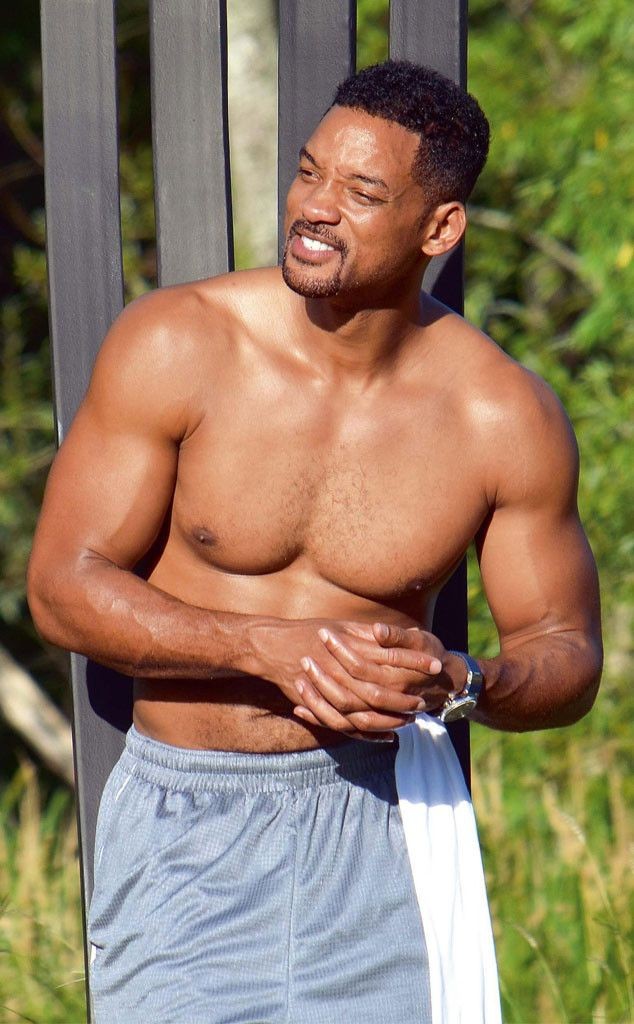 Will Smith's still got it... Look at those arms!...