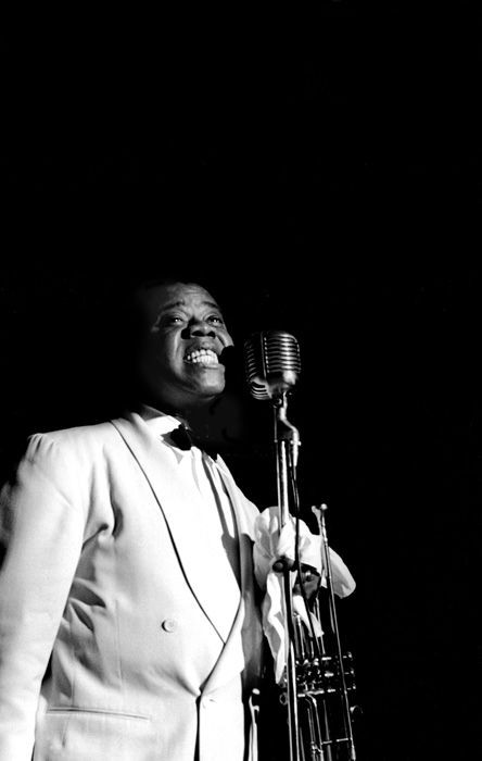 Armstrong singing, Bal Tabaran, Los Angeles, 1950...