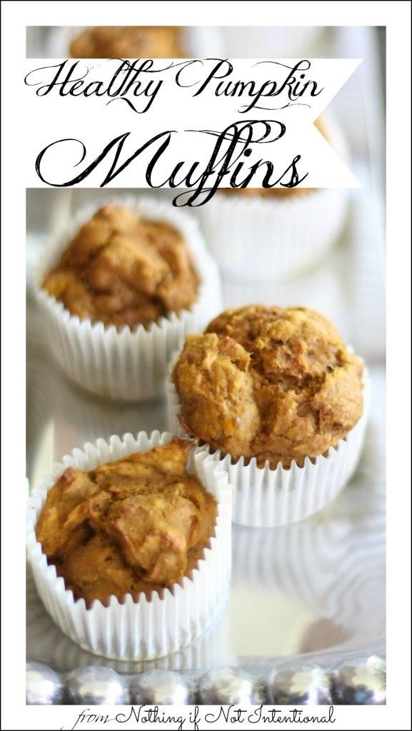 This healthy pumpkin muffin recipe (no oil!) is a...