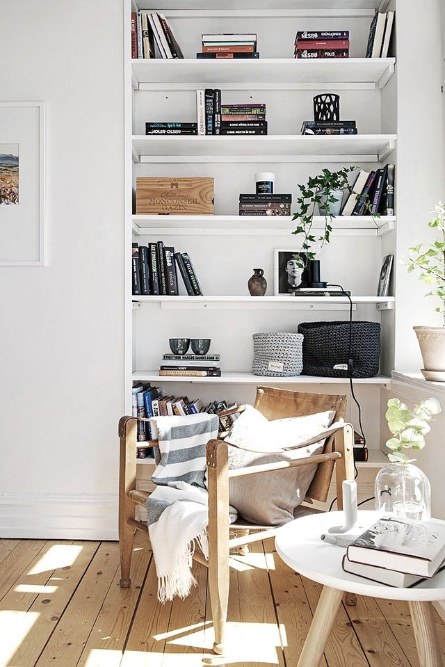 T.D.C | Sunny reading nook. Styling by Sarah Widma...