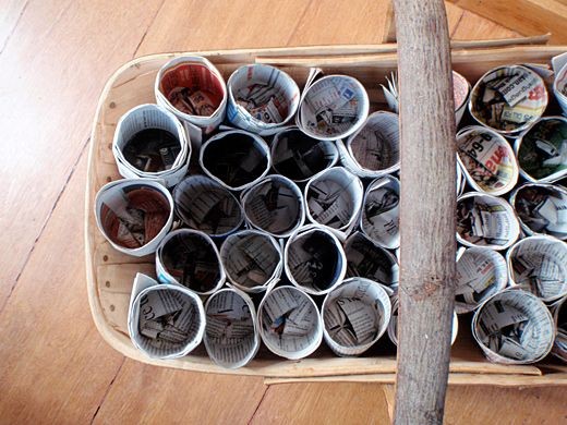 Make recycled newspaper pots for seed starting