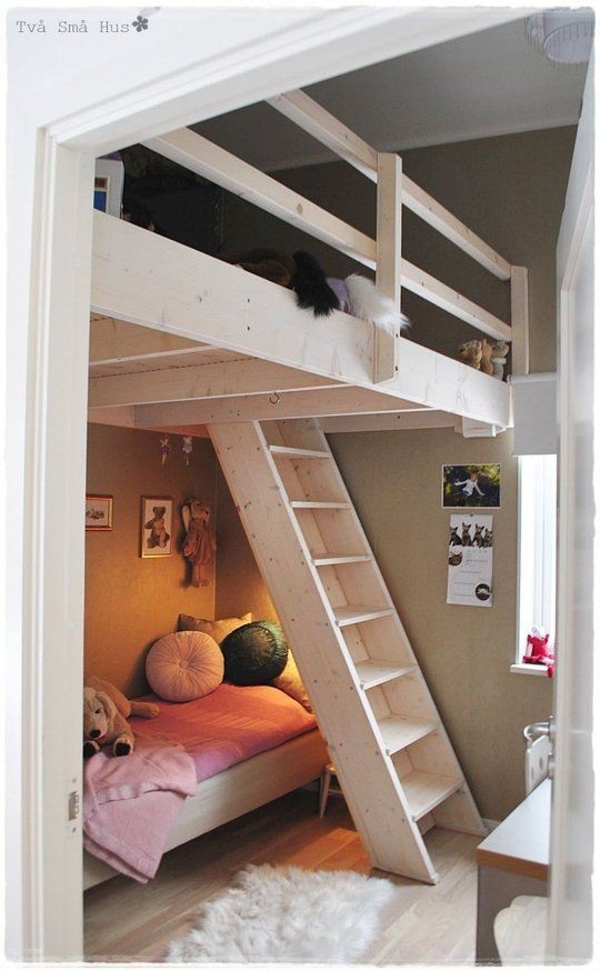 Love this play area over the bed, like the anti-lo...