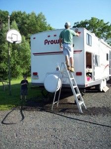 cleaning the outside of the camper