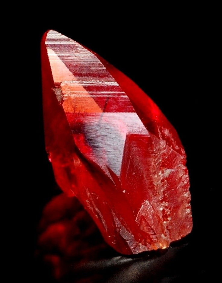Rhodochrosite gem crystal / N`Chwaning Mine, Kalah...