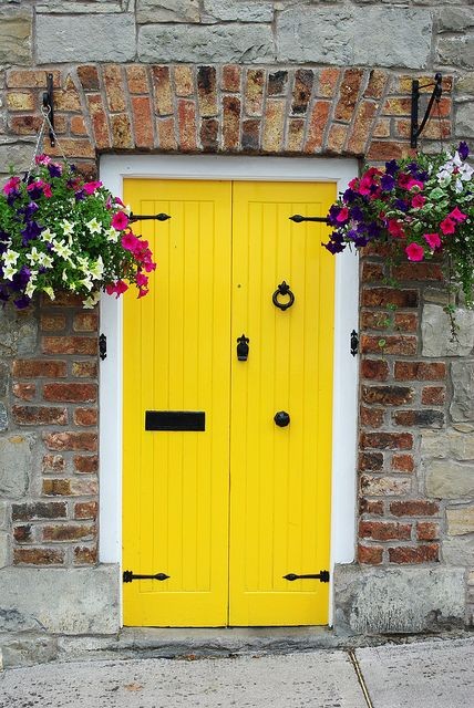 Cottage door (Glaslough, Ireland) by dougmason, vi...