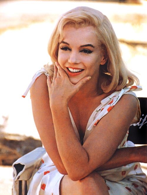 Marilyn Monroe on the set of The Misfits (1961) Ha...
