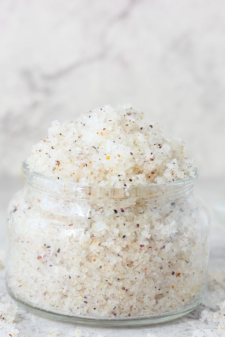 Mineral bubbly bath soak to relax and soothe your...