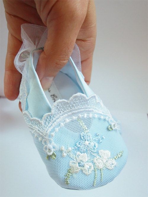 Marie Antoinette personalized shoes for your Baby...