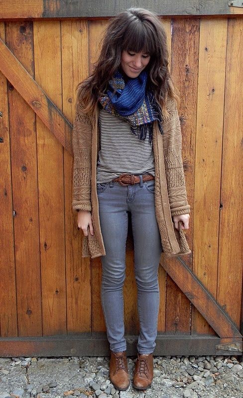 lace-up ankle boots / stretchy jeans + comfy tee +...
