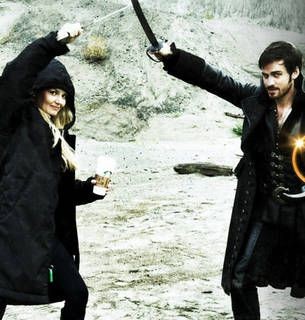 Once Upon a Time Cast Goofs Off Behind the Scenes...