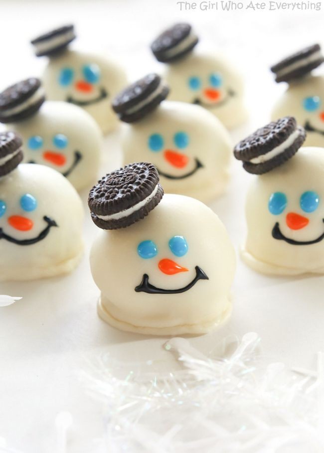 Frosty the snowman oreo balls! Love this!!! (and o...