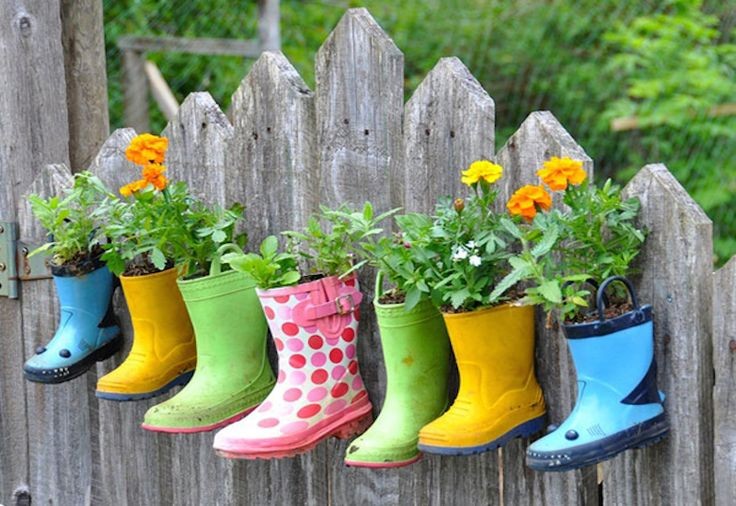 7 rain boots  -  CONTAINER GARDENING & HANGING...