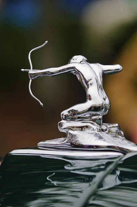 Pierce-Arrow hood ornament from 1935 | More here:...