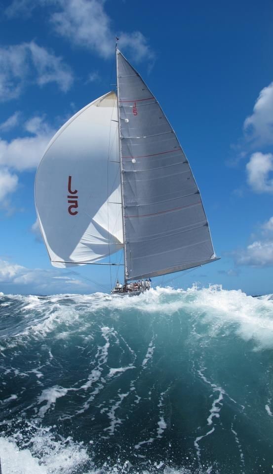 _/) sailing... omG!!    Tyler Horn via seeke onto...
