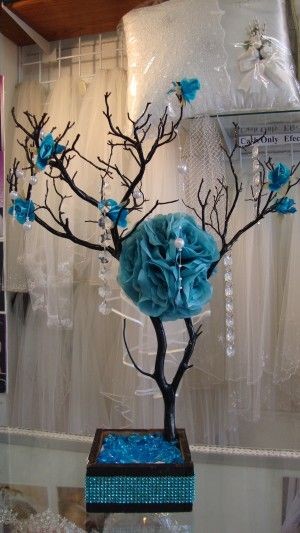 black and turquoise wedding centerpieces - Google...