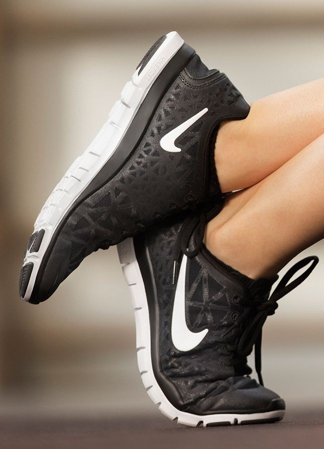 Sports shoes outlet only $27,Press picture link ge...