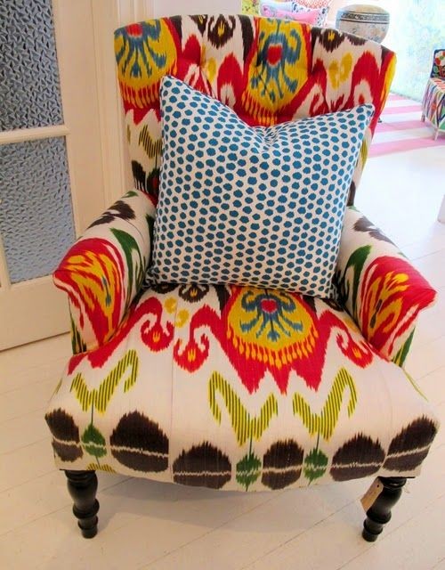 In LOVE!!! I love everything about this chair! Bri...