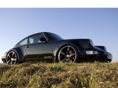 Porsche 911 (964). Black on Black