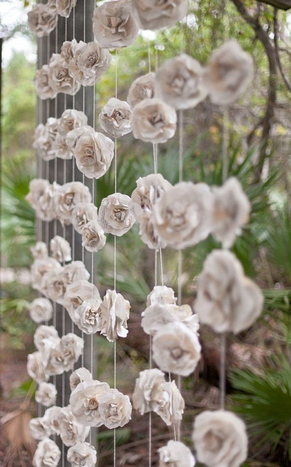 10 Gorgeous Garlands for Your Wedding Day
